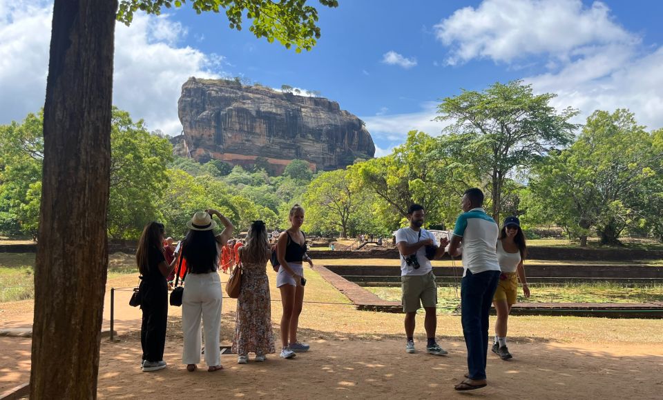 Sigiriya and Dambulla day tour from Ella - How to pack smart (you’ll thank yourself later)