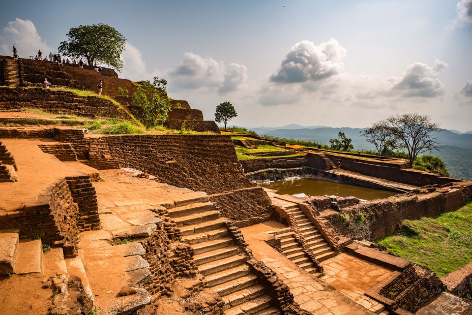 Sigiriya and Pidurangala Rock From Colombo - Practical tips that can save your day