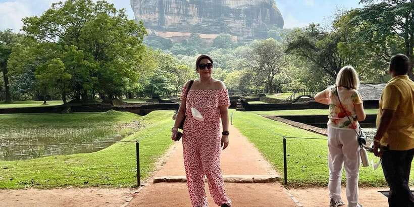 Sigiriya, Dambulla, and Village Safari Day Tour from Negombo - Elephant Safari Time: Minneriya vs Hurulu Eco Park