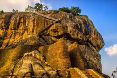 Sigiriya Rock & Cave Temple with Jeep Safari Private Day Trip - Sigiriya Lion Rock: When 200 Meters Feels Like the Main Event