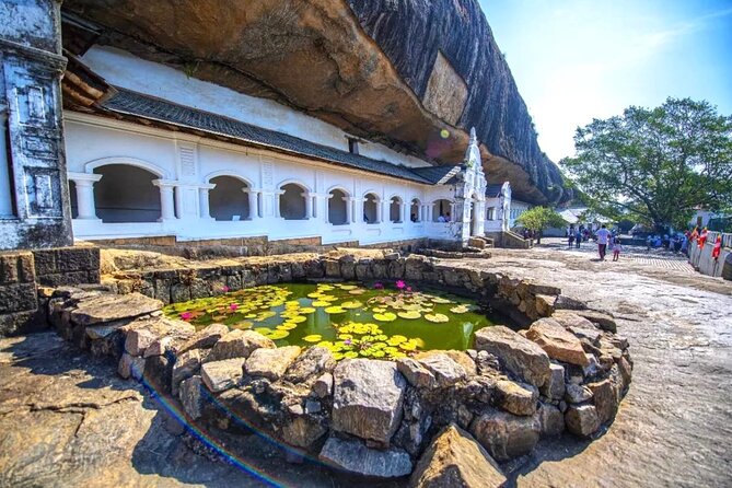 Sigiriya Rock Fortress and Cave Temples Day Trip - Why Sigiriya and Dambulla fit into a single day