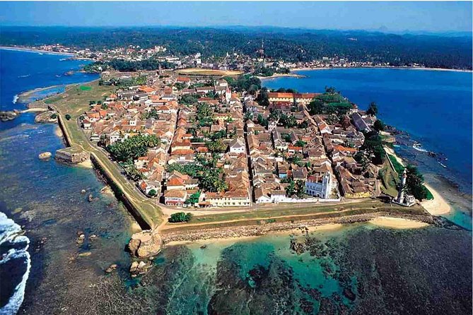 Southern Sri Lanka Sightseeing Day Trip From Colombo & Negombo - Unawatuna Beach lunch and the beach-side pacing choice