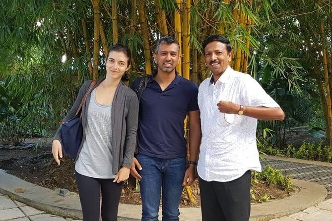 Sri Lanka Car and Driver Hire - Private Driver and Chauffeur - Who this Sri Lanka car-and-driver hire is best for