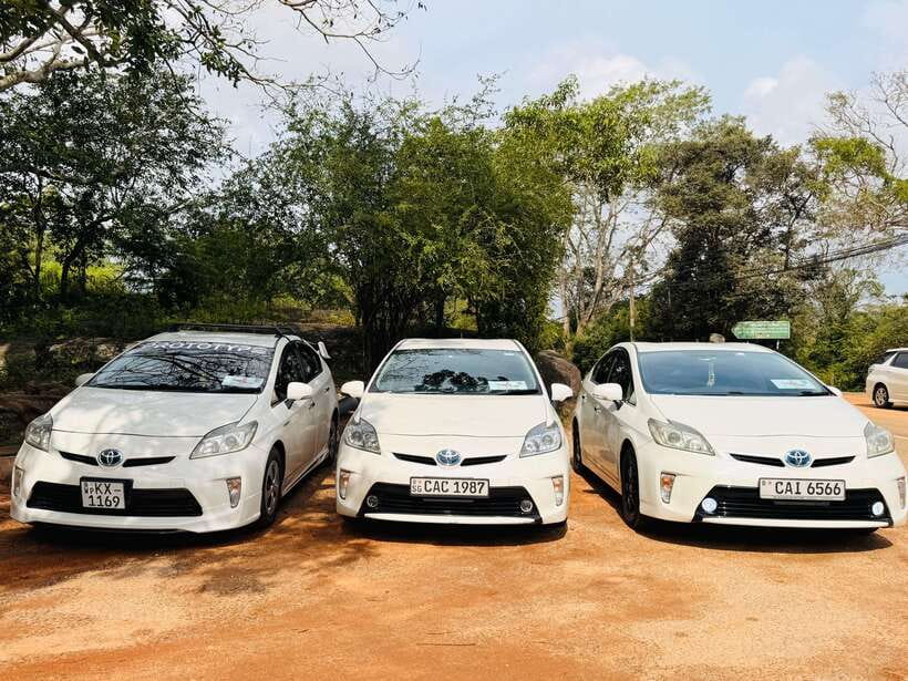Sri Lanka Car Rental with Driver - 3 Days Minimum, 180km/Day - Car comfort and what to notice from day one