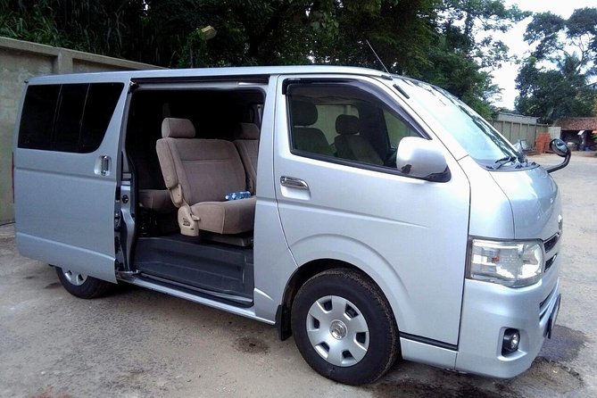 Sri Lanka Multi Day Car Hire with English Speaking Driver-Guide - The English-speaking driver-guide: your real upgrade