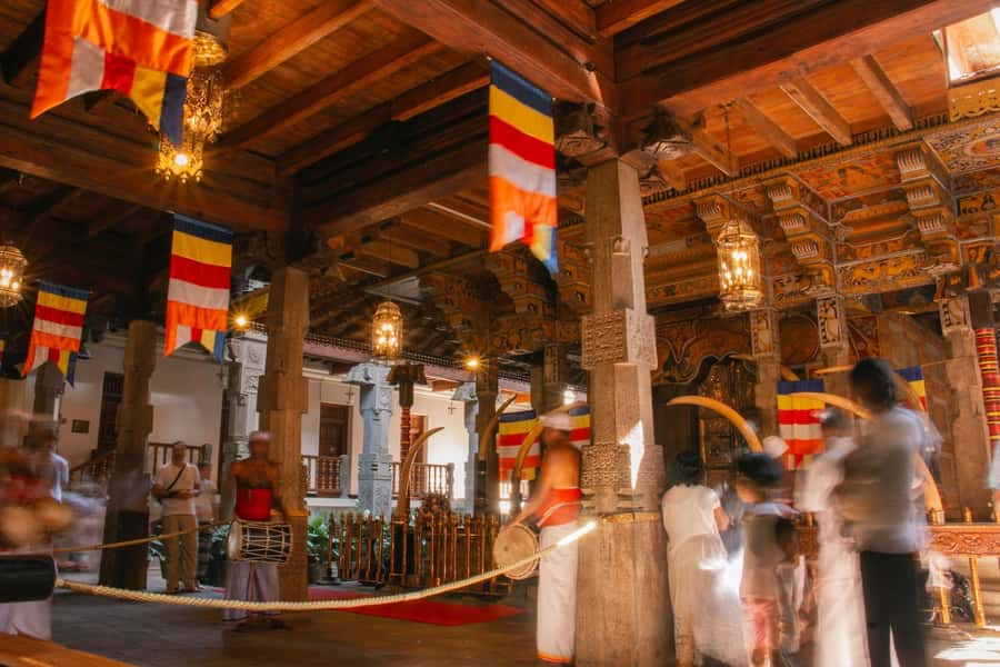 Sri Lanka Private 2-day Tour:Train Trip, Kandy, Nuwara Eliya - Hotel reality: choose your comfort level before you land in Kandy