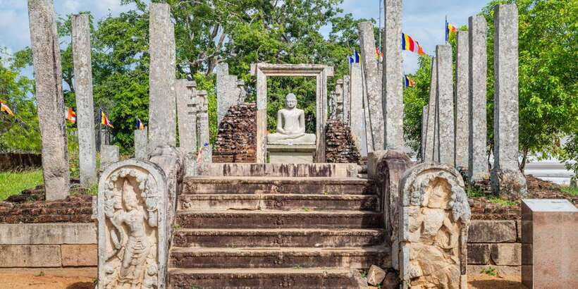 Sri Lanka Private 3-Day Cultural Tour, 5 UNESCO Sites - Temple etiquette that keeps your visit smooth
