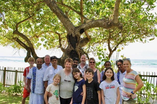 Sri Lanka V.I.P. private Tour package 4.N - 5 days oll including - Driver-Guide Quality: Why This Tour Feels Personal