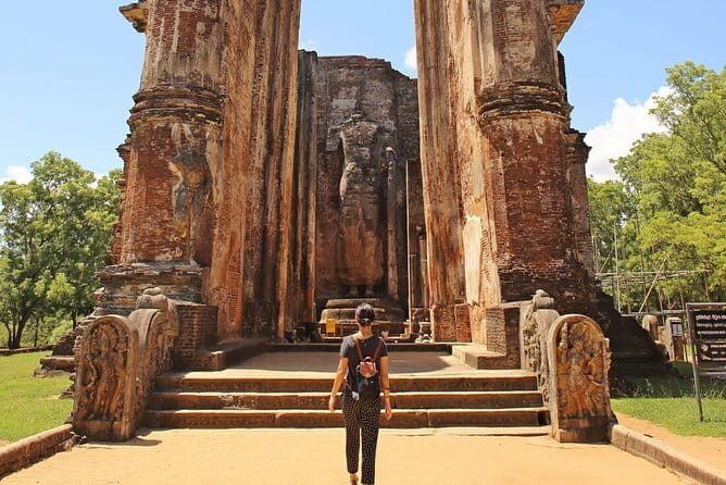 Sri Lanka V.I.P. private Tour package 4.N - 5 days oll including - Pacing and Comfort: How to Enjoy This Route Without Feeling Rushed