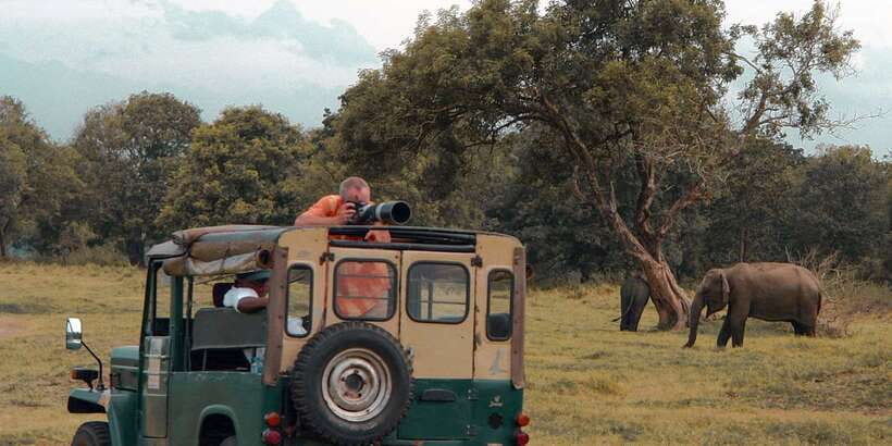 Sri Lanka: Yala National Park Private Safari - At the Park Gate: Meeting Up and Getting Ready
