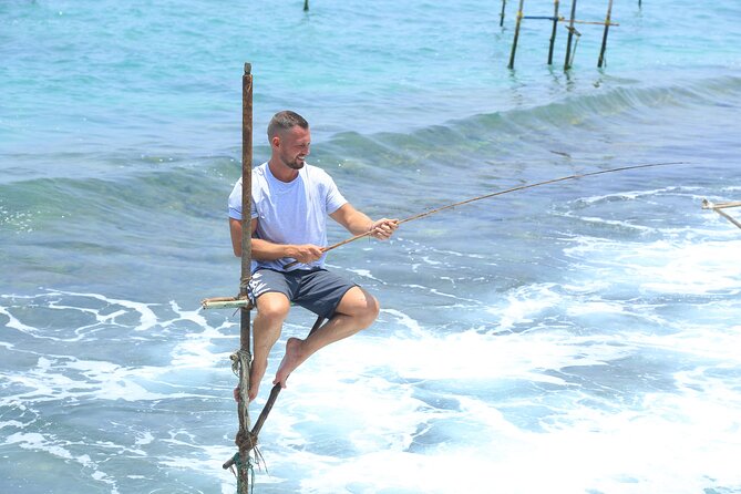 Stilt-Fishing Experience in Ahangama - The Stilt Fishing Session: Watch Four Fishermen, Then Take Your Turn