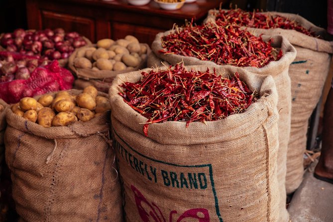 The 10 Tastings of Colombo With Locals: Private Street Food Tour - Why a Private Local Host Really Changes Your Colombo Food Day