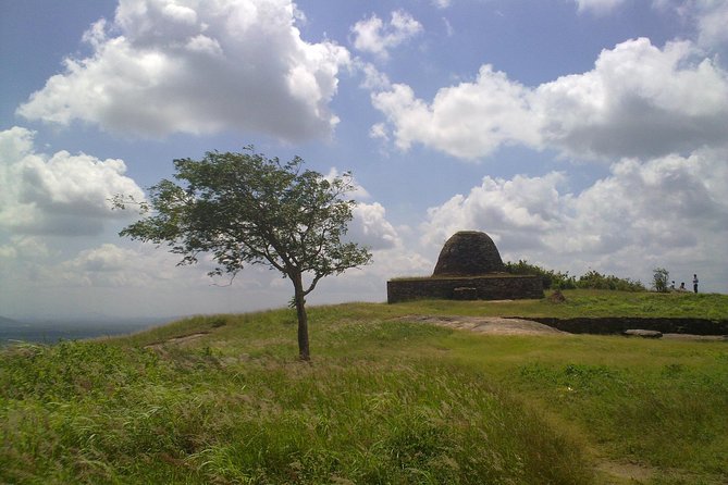 Three Ancient Kingdoms Tour | from Colombo - Colombo at 6:00 am: the drive rhythm and your best prep move