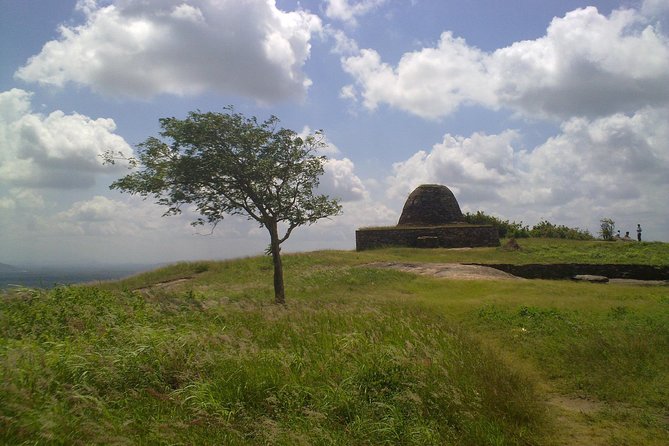 Three Ancient Kingdoms Tour | from Colombo - Stop 3: Panduwasnuwara Kingdom, Panda Wewa, and the “mix of periods” effect