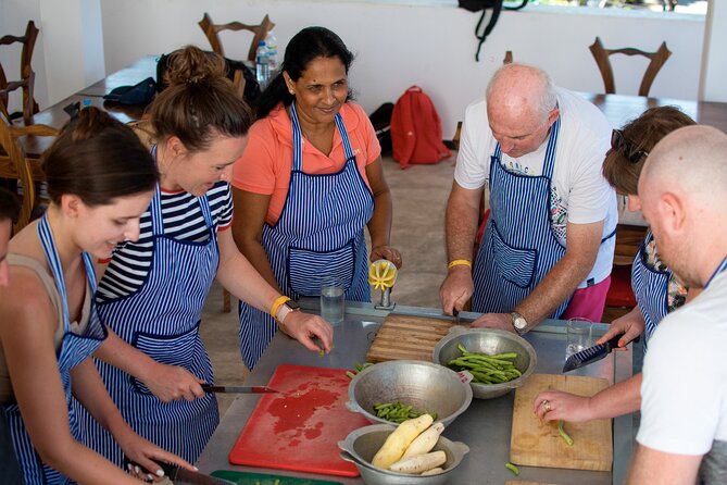 Traditional Cooking Small-Group Class in Unawatuna - Tuk-tuk back to the cooking school: practical, not precious