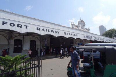 Train from Colombo to Kandy - Price and Value: what $14.80 really buys you