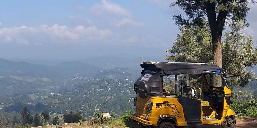 Tuk-Tuk Safari Liptons seat,Tea Fields Hike,TeaFactory Tour - Picnic lunch in the hills: what to expect and how to handle rain