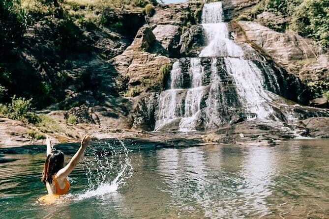 Visit Around Ella with diyaluma falls - Key highlights that make this Ella day work